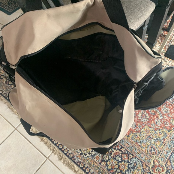 EASTSPORT DUFFEL BAG - Picture 3 of 3